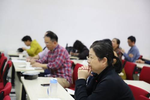http://marx.hnu.edu.cn/__local/2/89/E9/E891A239A2AFC15A6E38B8AA100_D5212BE6_7FAE.jpg
